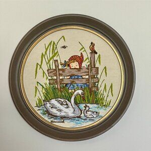 Paragon Needlecraft Child Watching Mother Swan Exquisite Hummel Stitched Crewel
